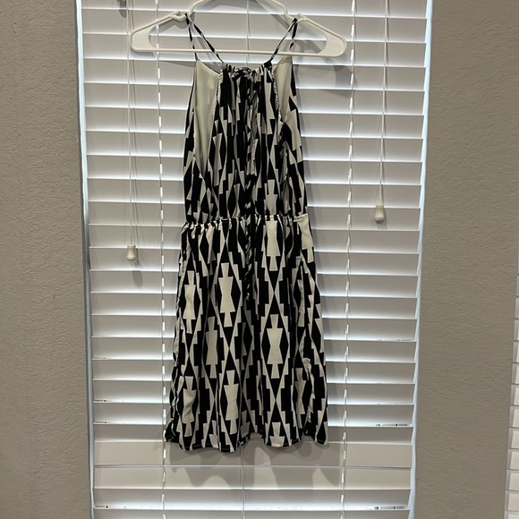 Boutique dress size medium. GUC - Picture 2 of 2